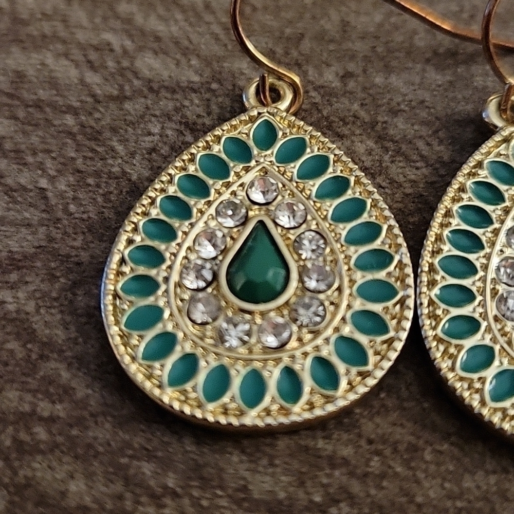 3/$30 Emerald Rhinestone Byzatine Teardrop Dangle Hook Earrings - Picture 3 of 6